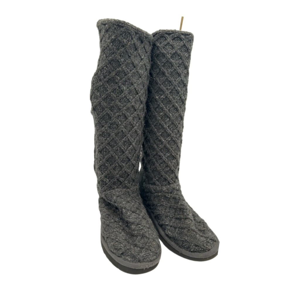 UGG Gray Knit Lattice Cardy Boots Women's Size 10 Tall Button Sweater